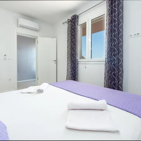 Tonka Apartman Cavtat