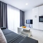 Tonka Apartmán Cavtat