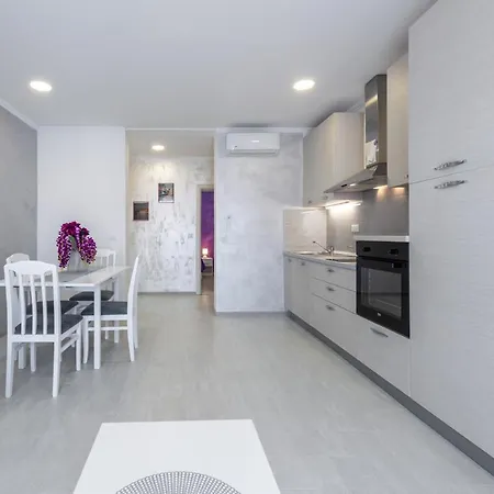 Tonka Apartmán Cavtat